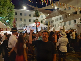 Gerhard am Kirtag in Villach am Samstag abend