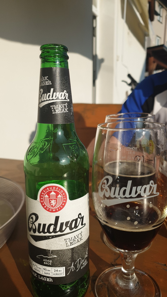 Budweiser Sorte „Dark-Lager“ haben wir auf dieser Radrundfahrt das 1. Mal gekostet, hat uns wirklich ganz gut geschmeckt.